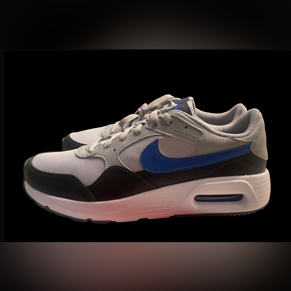 Brand new men’s air max Sz.11 new in box